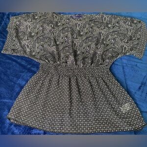 Elegant Black and Gray Paisley Women's Top